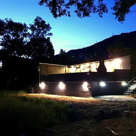 Beautiful House With Large Terrace And Jacuzzi Casa vacanze *