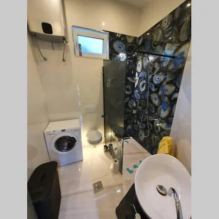 Beautiful House With Large Terrace And Jacuzzi * Bakarac