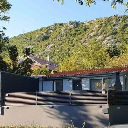 Holiday home Beautiful House With Large Terrace And Jacuzzi Bakarac