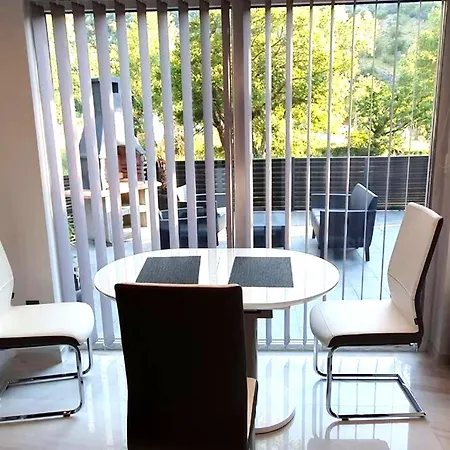 Beautiful House With Large Terrace And Jacuzzi * Bakarac